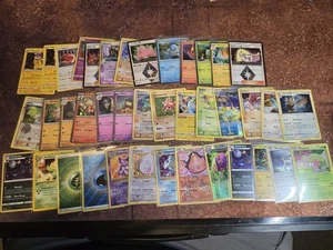 Pokemon Holo Bundle Evolutions - Picture 1 of 13
