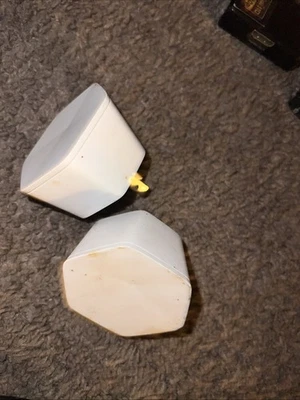 Pack of 2 Xfinity xFi Pods XE1-S WiFi Network Range Extenders First Gen - Image 1 of 2