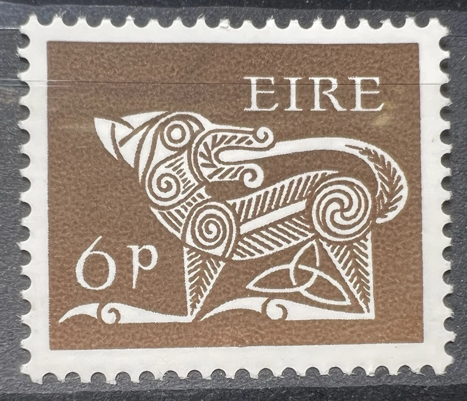 Estampillas irlandesas EIRE Irlanda 1968-1969 perro 6d tercera serie definitiva D41 MNH Foto 1 de 1