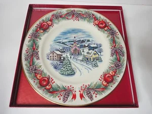 2000 LENOX CHRISTMAS VILLAGES AROUND WORLD NEW ENGLAND HILLTOP ANNUAL PLATE MIB - Picture 1 of 2
