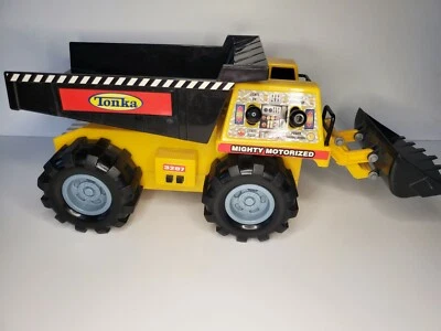 18" Tonka 2000 Mighty Motorized 3207 Dump Truck Front Loader Tested Works - Image 1 of 4