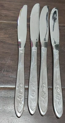 Oneida Community My Rose Dinner Knives Lot of 4 - Image 1 of 2