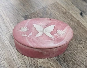 Joyero vintage Robert Nemith baratija ovalado piedra de jabón rosa mariposa floral - Imagen 1 de 5