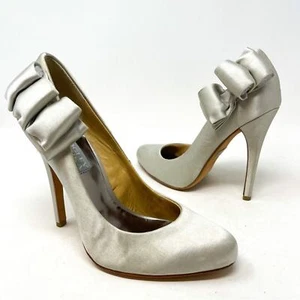 Pompa metallica Badgley Mischka con fiocco laterale raso vera pelle taglia 6 - Foto 1 di 7