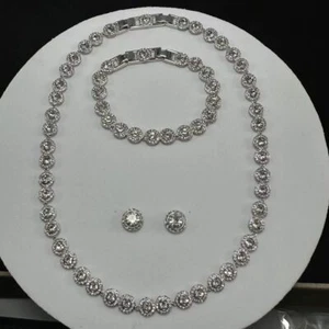 2024 Swarovski Angelic Halskette Kette Armband Ohrringe Damen Rund Anzug Weiß - Bild 1 von 4
