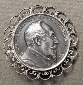 Suecia: 300 Aniversario de Gotemburgo 1623 – 1923 (Rey Gustavo). Plata - Imagen 1 de 4