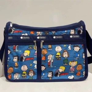 LeSportsac Peanuts Gang Snoopy Shoulder Bag 1006MN - Picture 1 of 8
