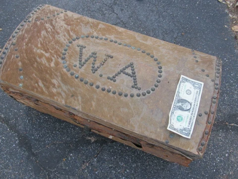 RARE Early American Vermont ID'D Deerskin Trunk, Brass Tacks, Iron Hardware 1800 Cover