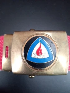 Cinturón Rojo de Colección Cuerpo de Defensa Civil de los Estados Unidos Niños Jóvenes con Hebilla de Esmalte Hecho en Estados Unidos - Imagen 1 de 10