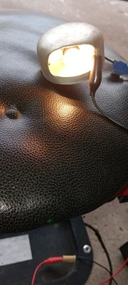  Luz de maletero Oldsmobile 1964 Dynamic 88 de colección (funcionada por gravedad) Foto 1 de 4