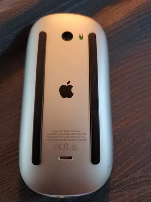 Apple Magic Mouse | 2nd Gen | A1657 | White / Silver  No Cable - Image 1 of 2