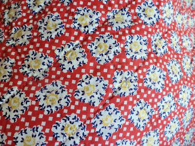 Colcha de algodón floral rojo amarillo vintage 83" x 70" Foto 1 de 4