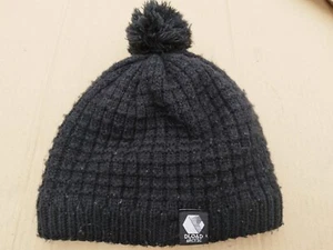 C&A DLOAD ARCTIC BEANIE Bobble Hat BLACK INSULATED WARM  - Picture 1 of 3