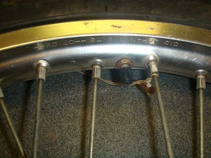 2001 YZ250F FRONT WHEEL - Picture 1 of 12