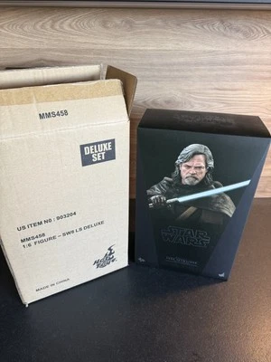 Hot Toys 1/6 Scale Star Wars The Last Jedi Luke Skywalker Action Figure - MMS458 - Image 1 of 4