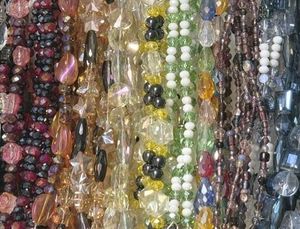 Lote de 17 hebras de cuentas de vidrio para hacer joyas lote de suministros cuentas de calidad - Imagen 1 de 24