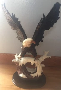 Handcrafted Bald Eagle On a snow covered log statue vintage - Picture 1 of 6