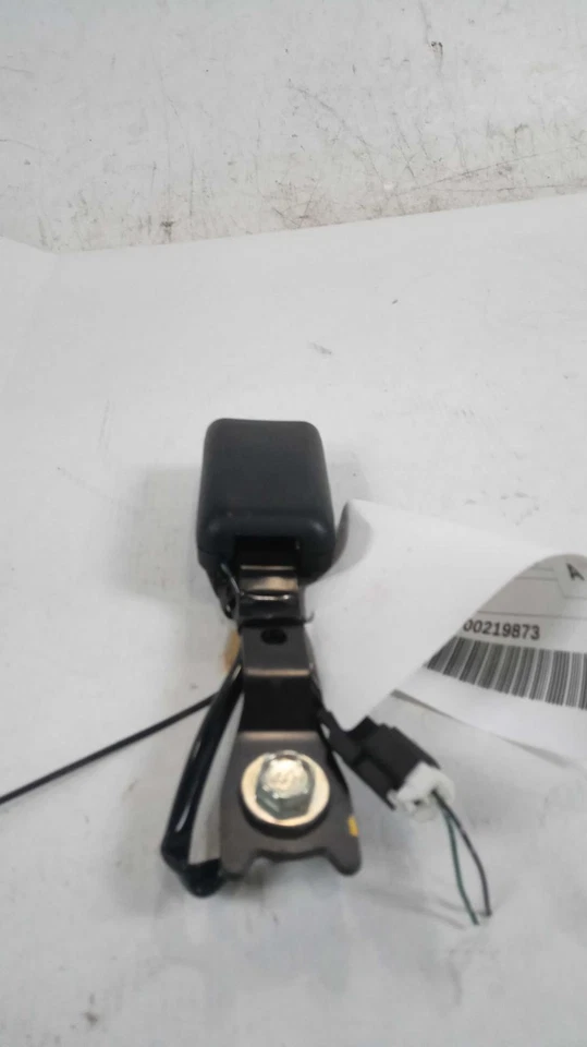 2018 Mitsubishi Mirage Used Silver Seat Belt OEM 7000D577XA 135K Mi Foto 1 de 4