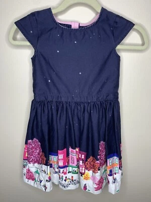 Vestido Niños Joules Azul Algodón S/S - Diseño Paisaje Urbano - Talla: 5 Y - Usado en Excelente Condición Foto 1 de 4