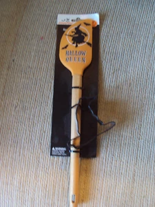 Celebrate Halloween "Hallow Queen" Spatula & Witch Cookie Cutter Set Sillcone - Picture 1 of 4