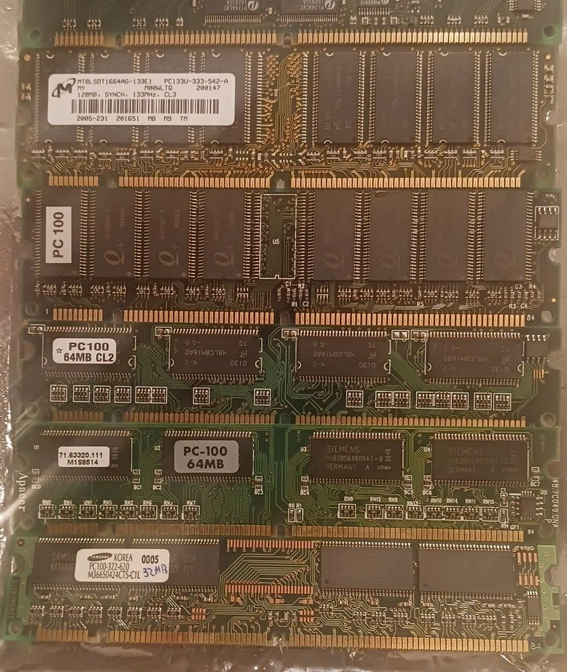 Lot of 6 tested SDR SDRAM RAM modules, PC-100 and PC-133, 32MB/64MB/128MB sizes - Image 1 of 1