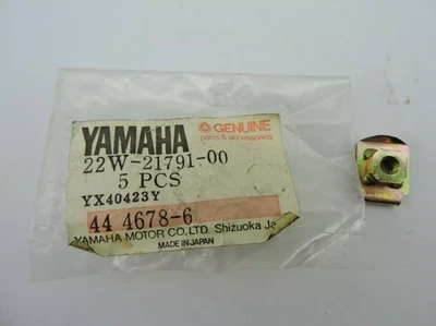 YAMAHA НОВЫЙ OEM ЗАЖИМ ГАЙКА 22W-21791-00 - Изображение 1 из 4