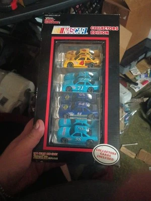 Racing Champions 1991 Collectors Edition 4-Pack 1/64 Scale with Collectors Cards - Image 1 of 2