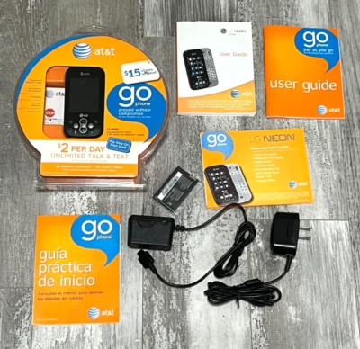 LG Neon GT365 Slider AT&T Go Phone Cell Phone 2MP Camera QWERTY keyboard - Image 1 of 4