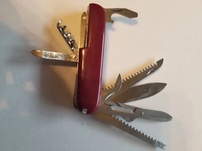 Navaja tipo suiza 13 funciones incluye pinzas cuchillas de palillo de dientes sacacorchos Foto 1 de 2