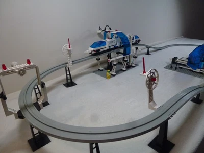 Lego Space Fururon Set 6990 Futuron Monorail Transportsystem (funktionstüchtig) - Bild 1 von 4