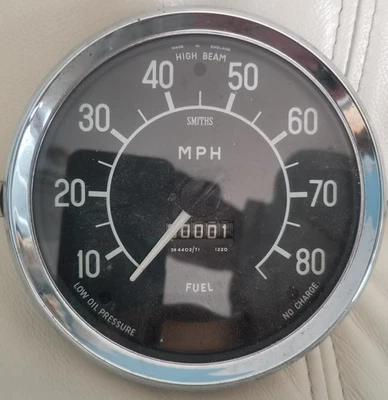 New old stock Smiths Speedometer SS4402/71 1220  5.5 inch fitted on BMC Models  - Image 1 of 4