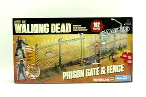 The Walking Dead Prison Gate & Fence Building Set McFarlane 2014 #14556 - Imagen 1 de 2