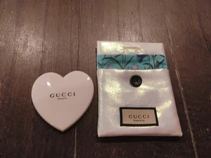 GUCCI Beauty HEART SHAPE MIRROR With Cute Pouch Neuheit Beige - Bild 1 von 4