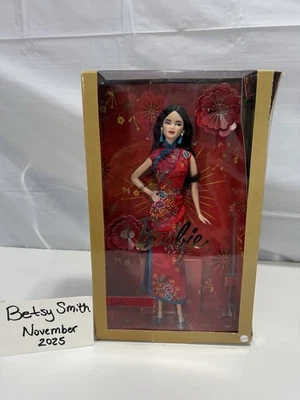 Boneca Barbie Ano Lunar Chinês Mattel - GTJ92 Caixa de Danos - Imagem 1 de 4