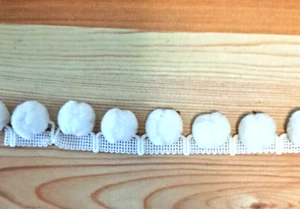 ST Louis  Trimmings   large  white  20mm  POM POM   In 1meter Lots Only Single - Picture 1 of 1