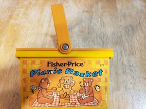 VINTAGE 1974 Fisher Price TEDDY BEAR PICNIC BASKET Toy #677 - 70s Pretend Play - Picture 1 of 9