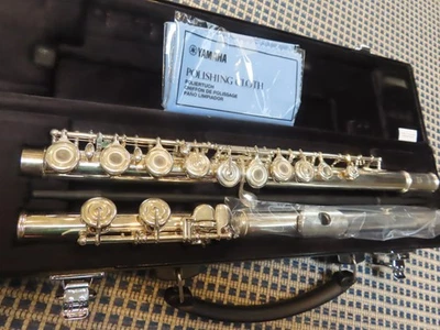YAMAHA YFL 262 OPEN HOLE FLUTE- IMMACULATE  Fully Serviced by Yamaha Dealer+WTY - Image 1 of 4