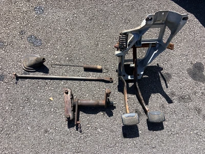 80-83 Ford Truck Clutch Pedal Assembly F150-F350 Z-Bar Linkage Manual Conversion - Image 1 of 4