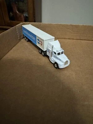 Kenworth 1:100 Maisto 1995 semi y remolque - América del Norte - Diecast - De colección años 90 Foto 1 de 4
