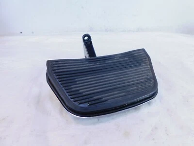 Estribo y soporte trasero para pasajero Harley Davidson Road King & Electra Glide Foto 1 de 4