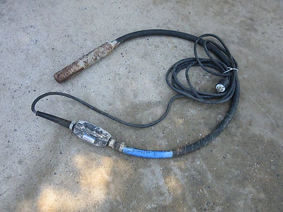 Wyco High Cycle Concrete Vibrator 230V 3PH 7' Shaft  2-1/4 Square Head  - Image 1 of 4