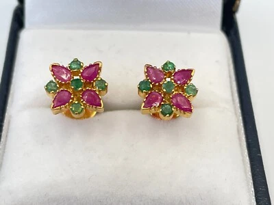 22ct Gold Screw Fitting Emerald & Ruby Stud Earrings. Goldmine Jewellers. - Image 1 of 4