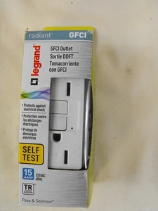 Legrand Radiant 15 Amp 125V Resistente a Manipulaciones Autoprueba GFCI Salida Dúplex, Blanco - Imagen 1 de 5