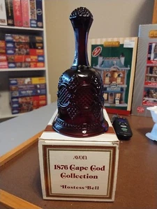 Colección Avon 1876 Cape Cod, cristalería roja rubí campana de anfitriona - Imagen 1 de 2
