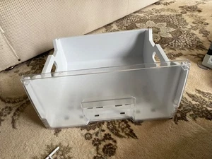 Beko FXF5033S Freezer Top Draw - Picture 1 of 1