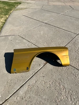 USED 1965 1966 FORD Mustang Fender RH Passenger side - Imagem 1 de 4