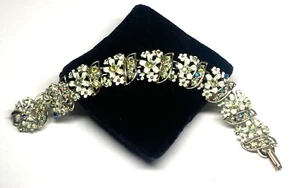 Vintage BSK Aurora Borealis Green Rhinestone Enamel Petals Link Bracelet - Picture 1 of 6