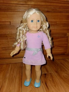 American Girl Puppe TRULY ME OOAK LOCKIGE BLONDE HAARE & BLAUE AUGEN enge Gliedmaßen gebraucht, in einwandfreiem Zustand  - Bild 1 von 13