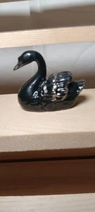 Very Rare Wade BLACK SWAN with Gold Flecks. - Picture 1 of 7