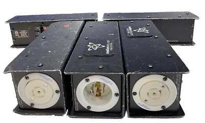 Motion Lab power distro Box w/L21-20 Connectors /3 Breakers,20A Each #1007 (THS) - Image 1 of 4